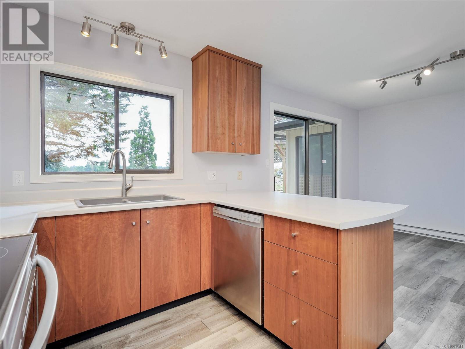 Saanich, BC V8N3C2,4125 Cedar Hill Rd