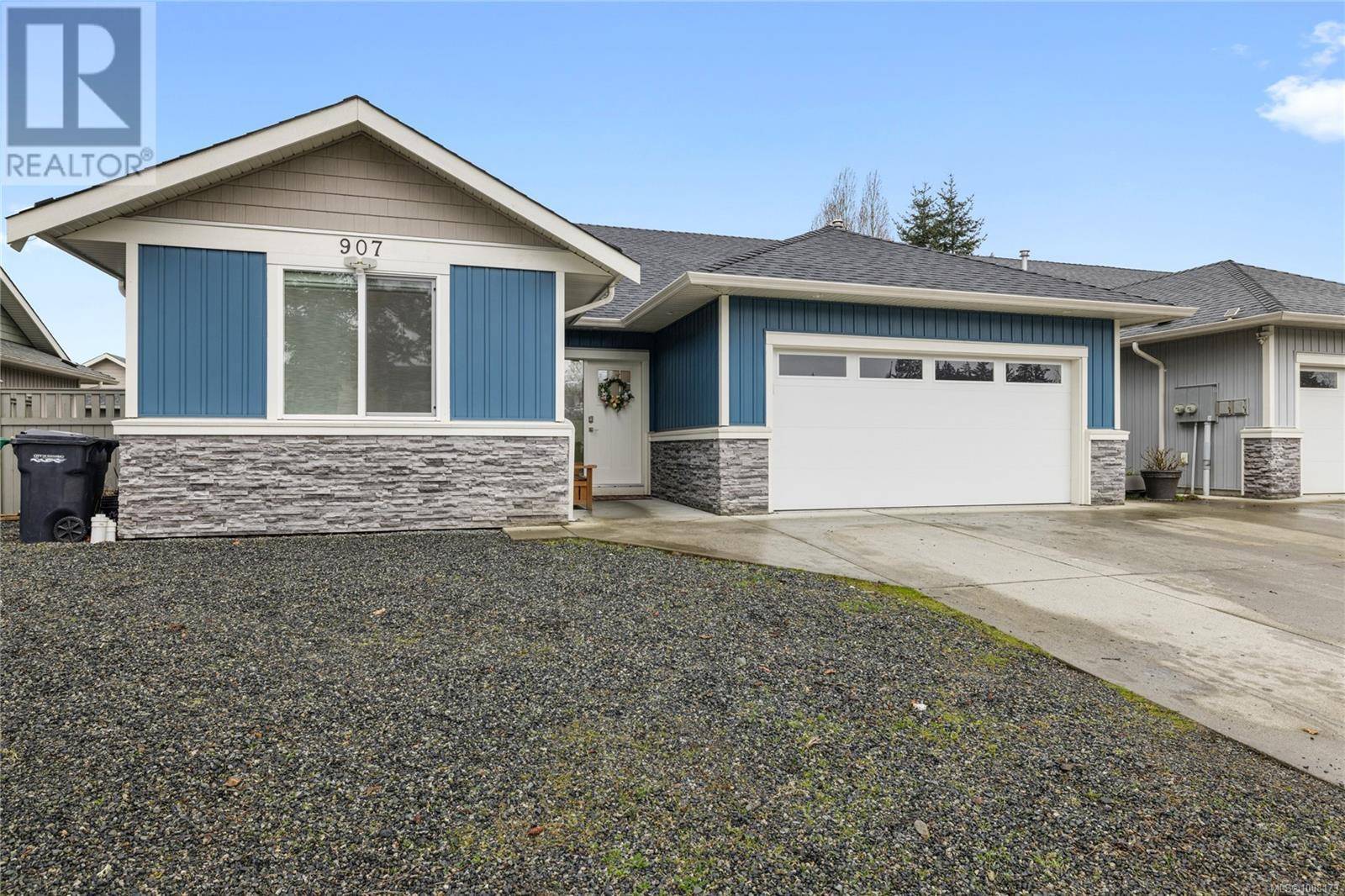 Nanaimo, BC V9R4J3,907 Park Ave