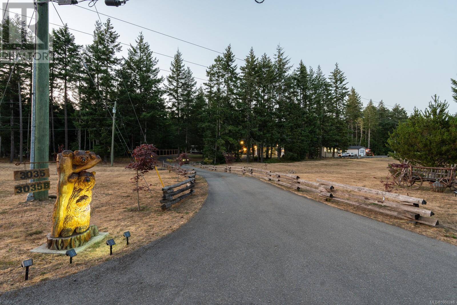 Sooke, BC V9Z0J5,3035 Sarah Dr