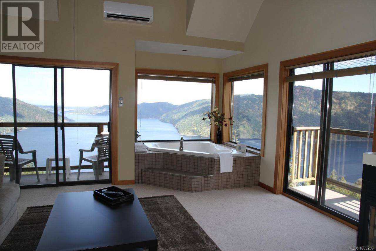 Malahat, BC V0R2L0,265 Trans Canada HWY #Lot A
