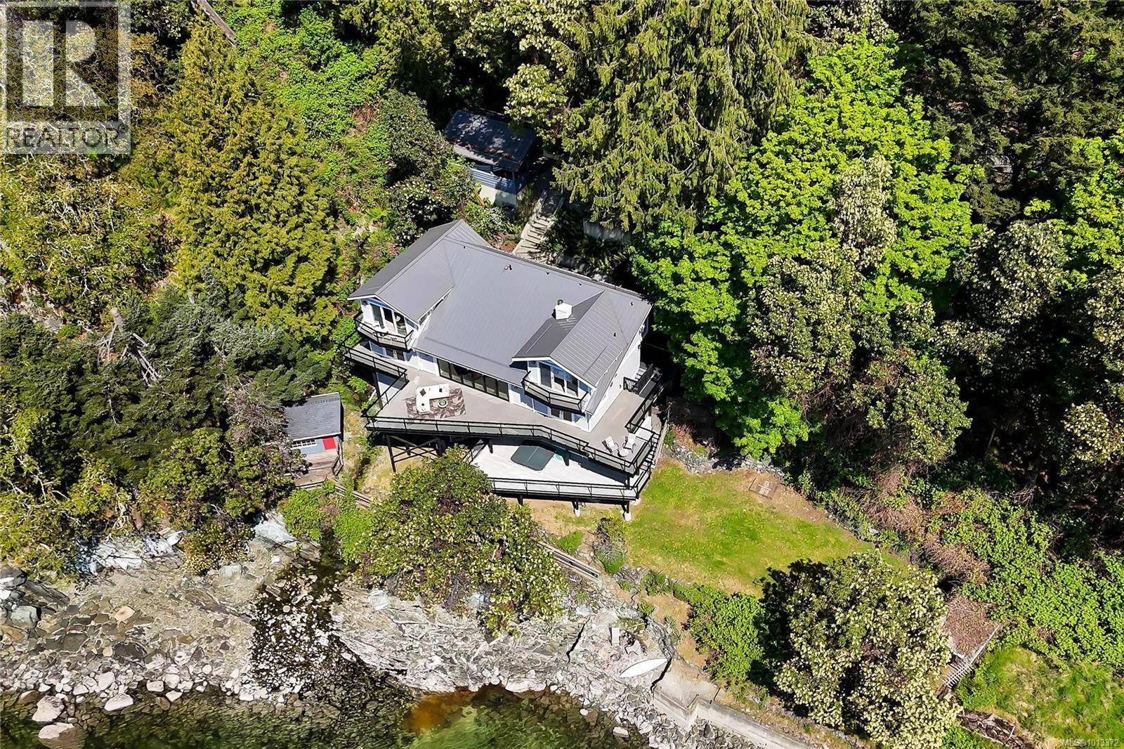 Duncan, BC V9L5X6,468 Arbutus Ave