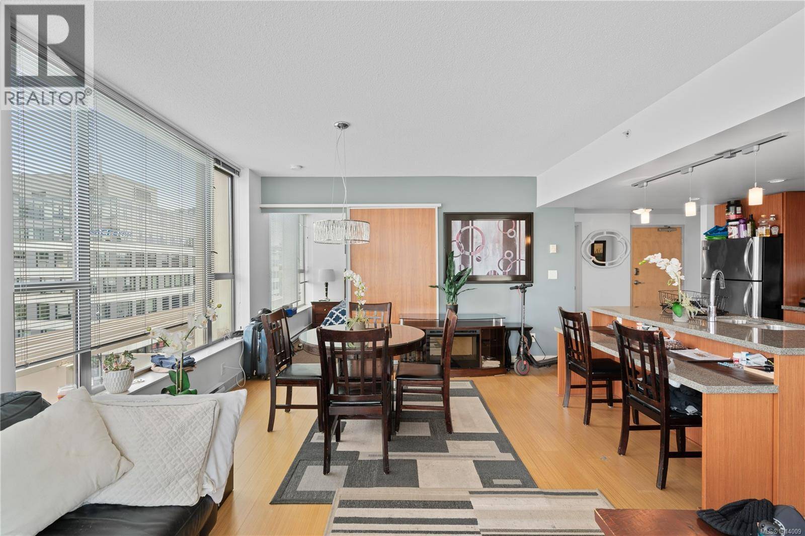 Victoria, BC V8W1N1,760 Johnson ST #606