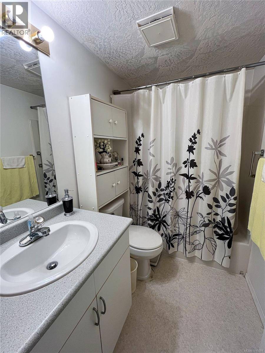 Port Alberni, BC V9Y4Z2,3855 11th AVE #102