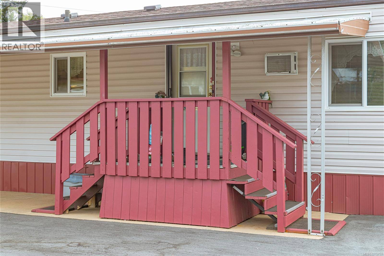 Nanaimo, BC V9T6P8,6245 Metral DR #13