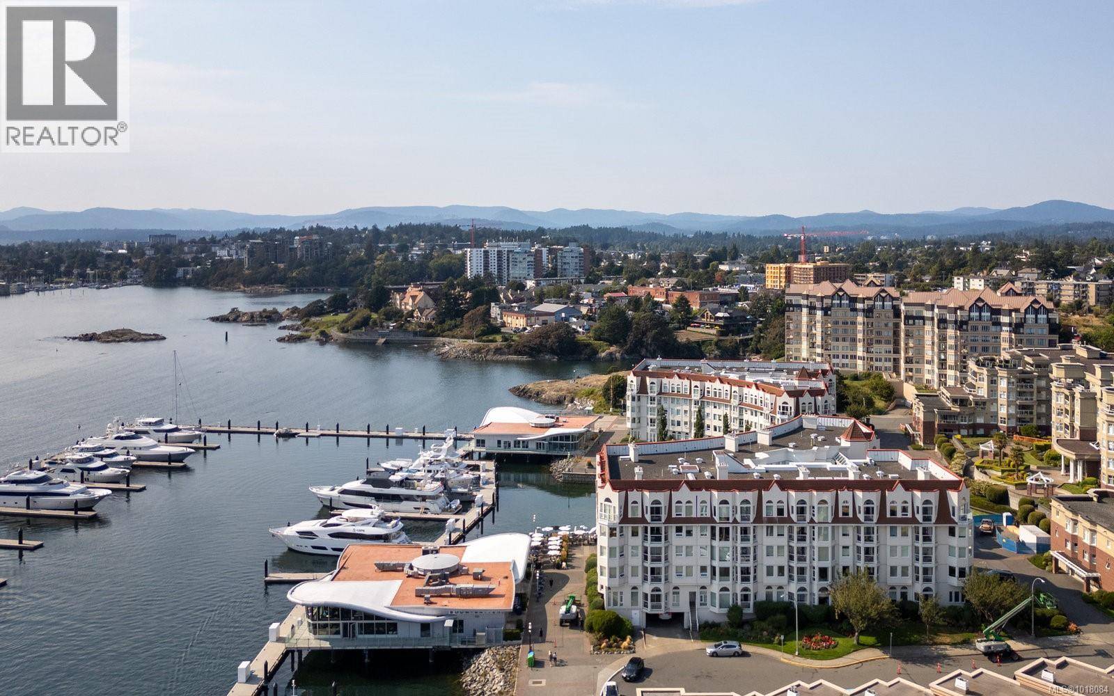 Victoria, BC V9A7J8,11 Cooperage PL #203