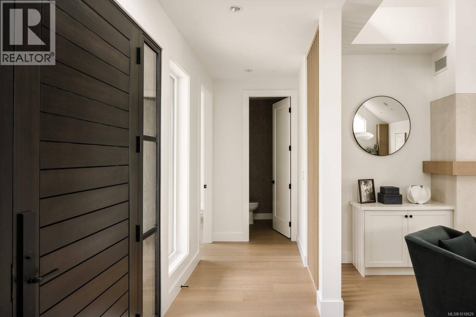 North Saanich, BC V8L5T6,10210 Tsaykum Rd