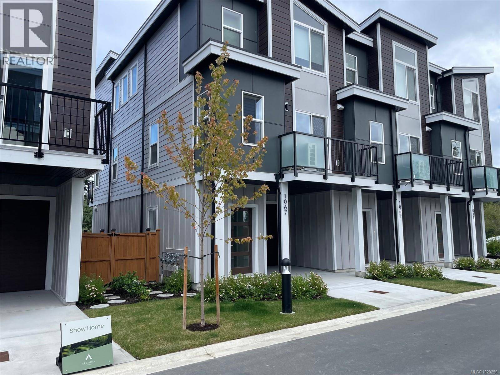 Langford, BC V9C0V5,1209 Arcadiawood Crt