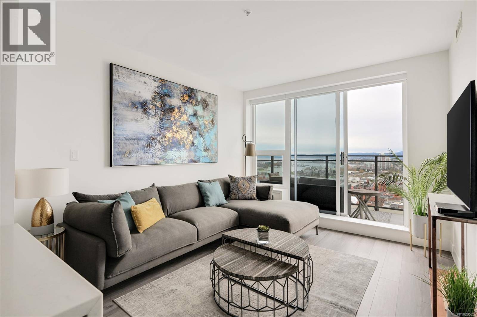 Victoria, BC V8T0C7,777 Herald ST #2002