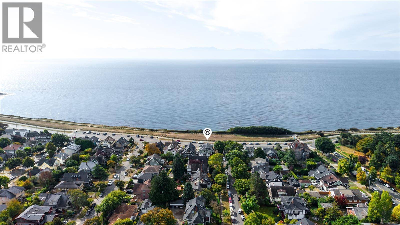 Victoria, BC V8V1B9,1124 Dallas Rd