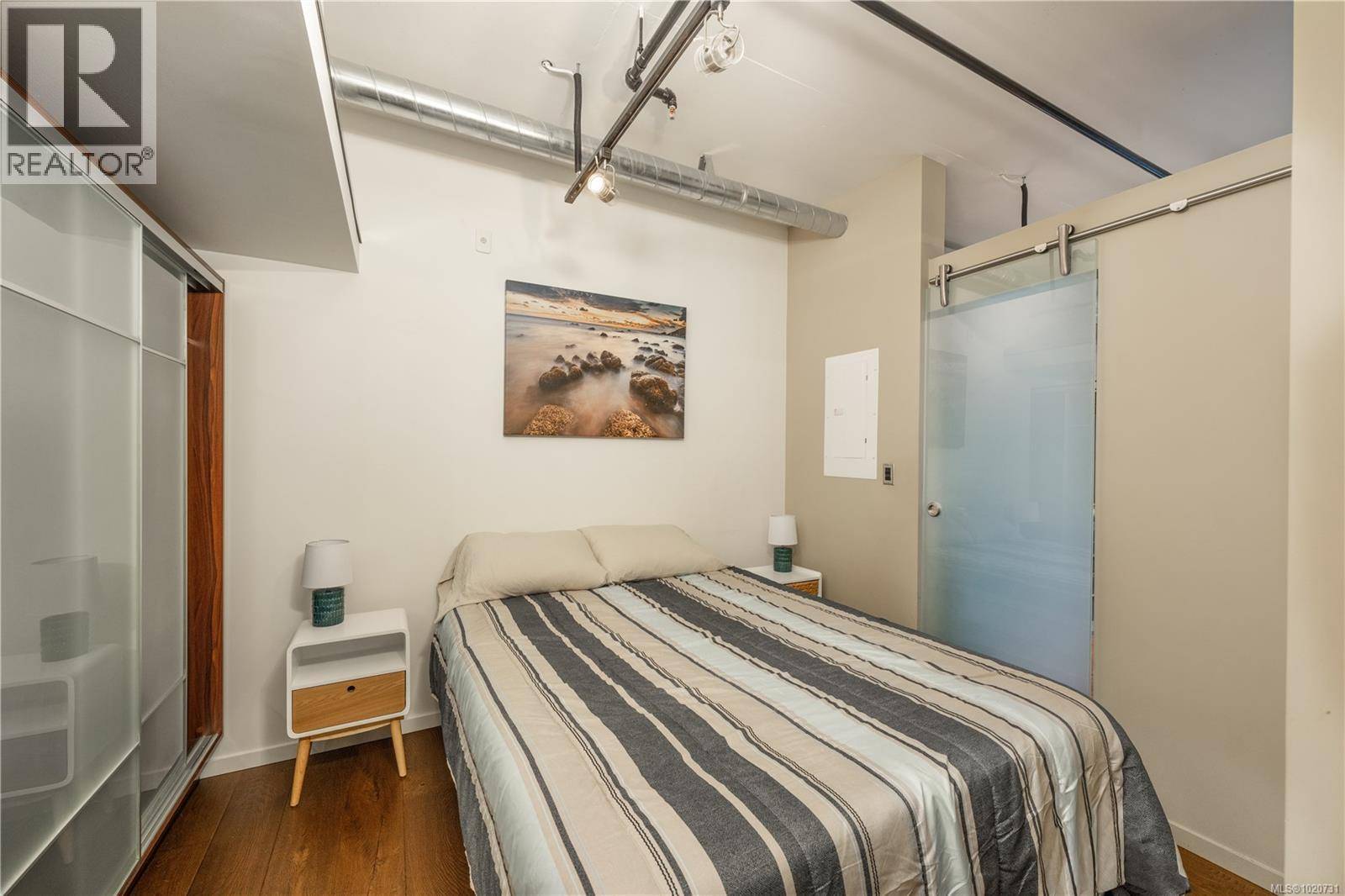 Victoria, BC V8V0C9,1029 View ST #216