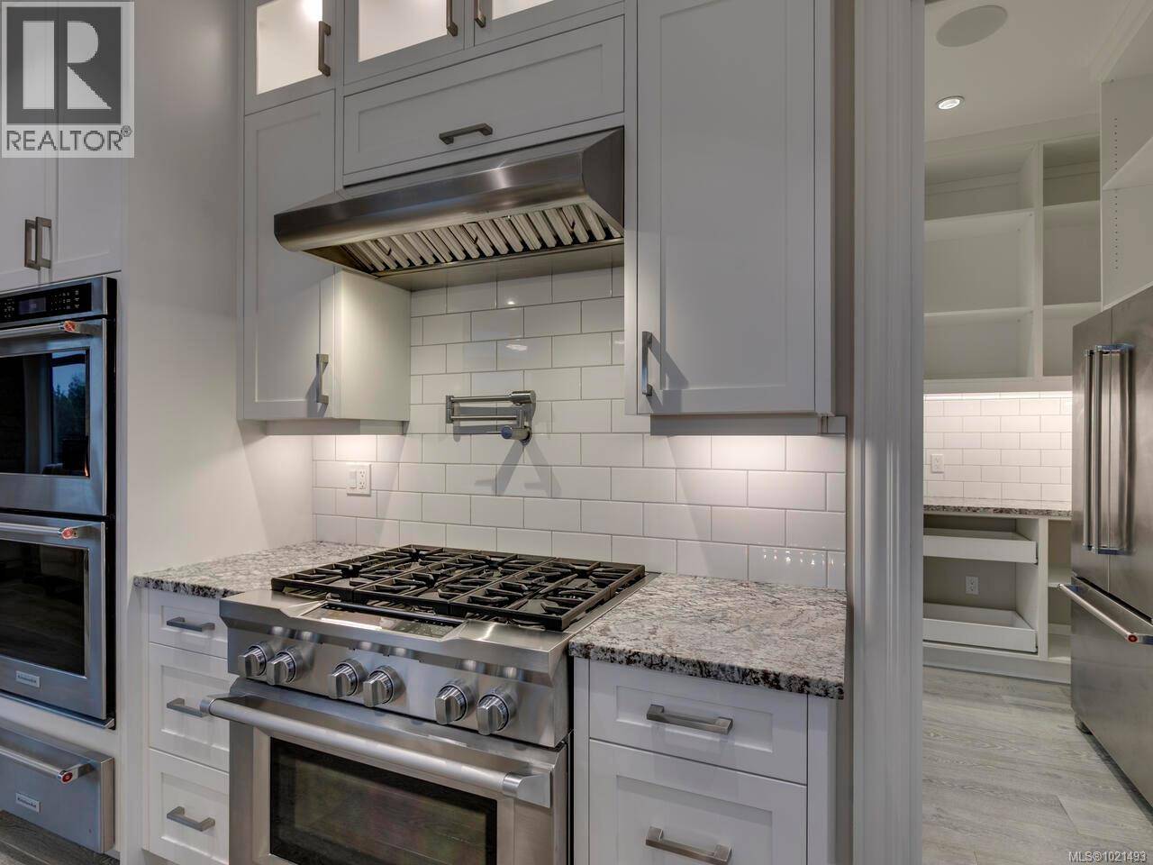 Parksville, BC V9P2L5,776 Hirst Ave