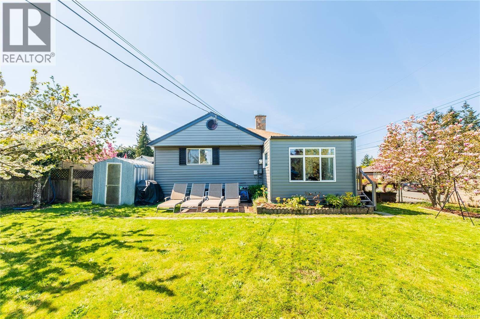 Parksville, BC V9P1B9,487 Pym St N