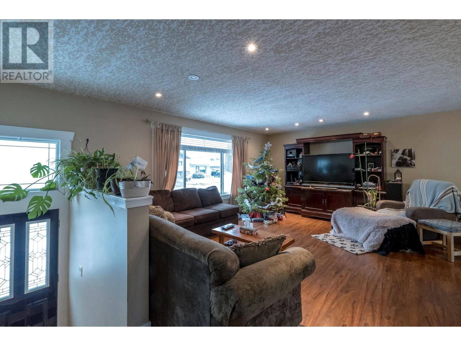 Summerland, BC V0H1Z0,11917 MARSHALL Crescent