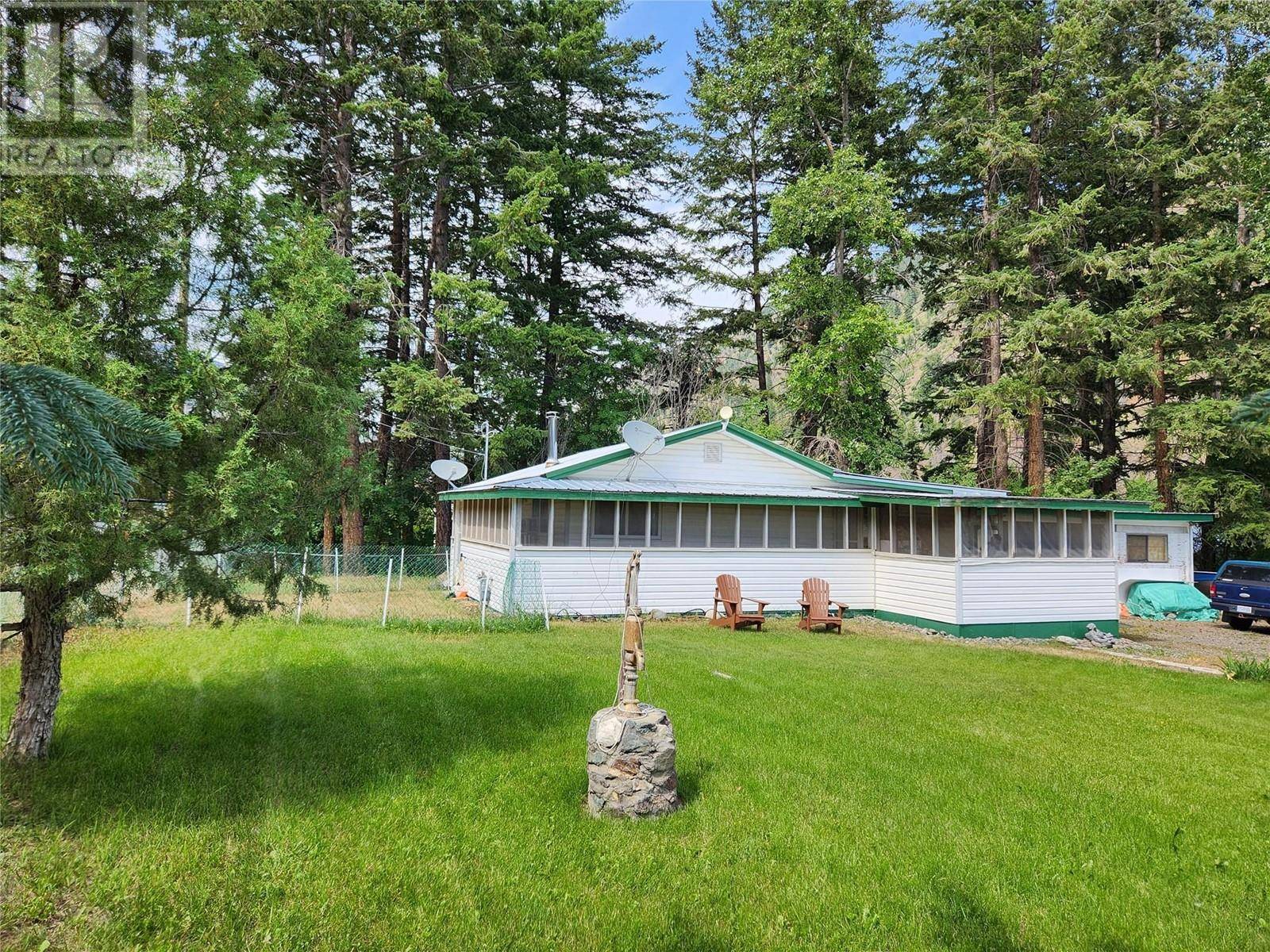Olalla, BC V0X1N6,1483 MAIN Street