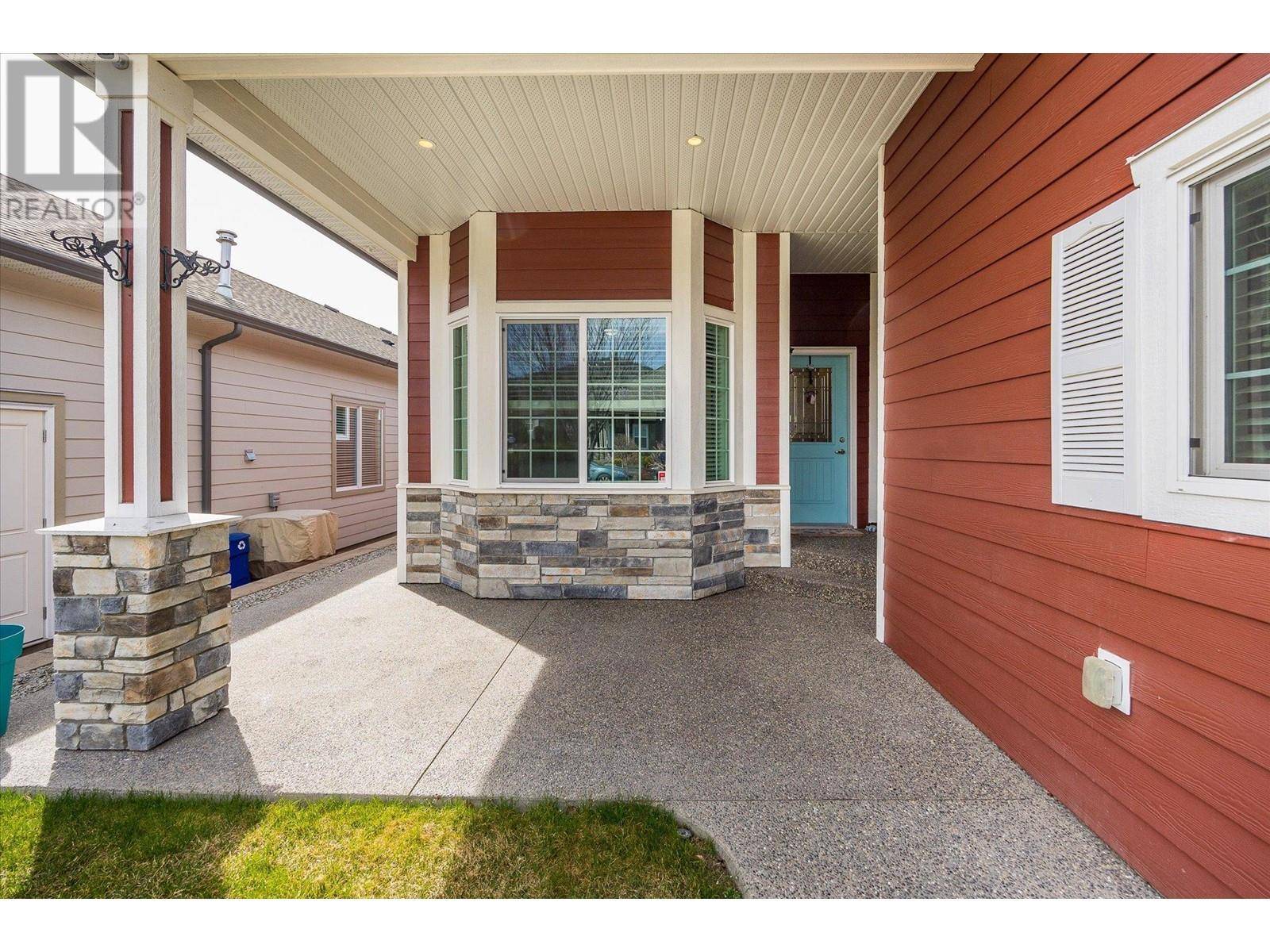 West Kelowna, BC V4T3A5,2058 Aspen Drive