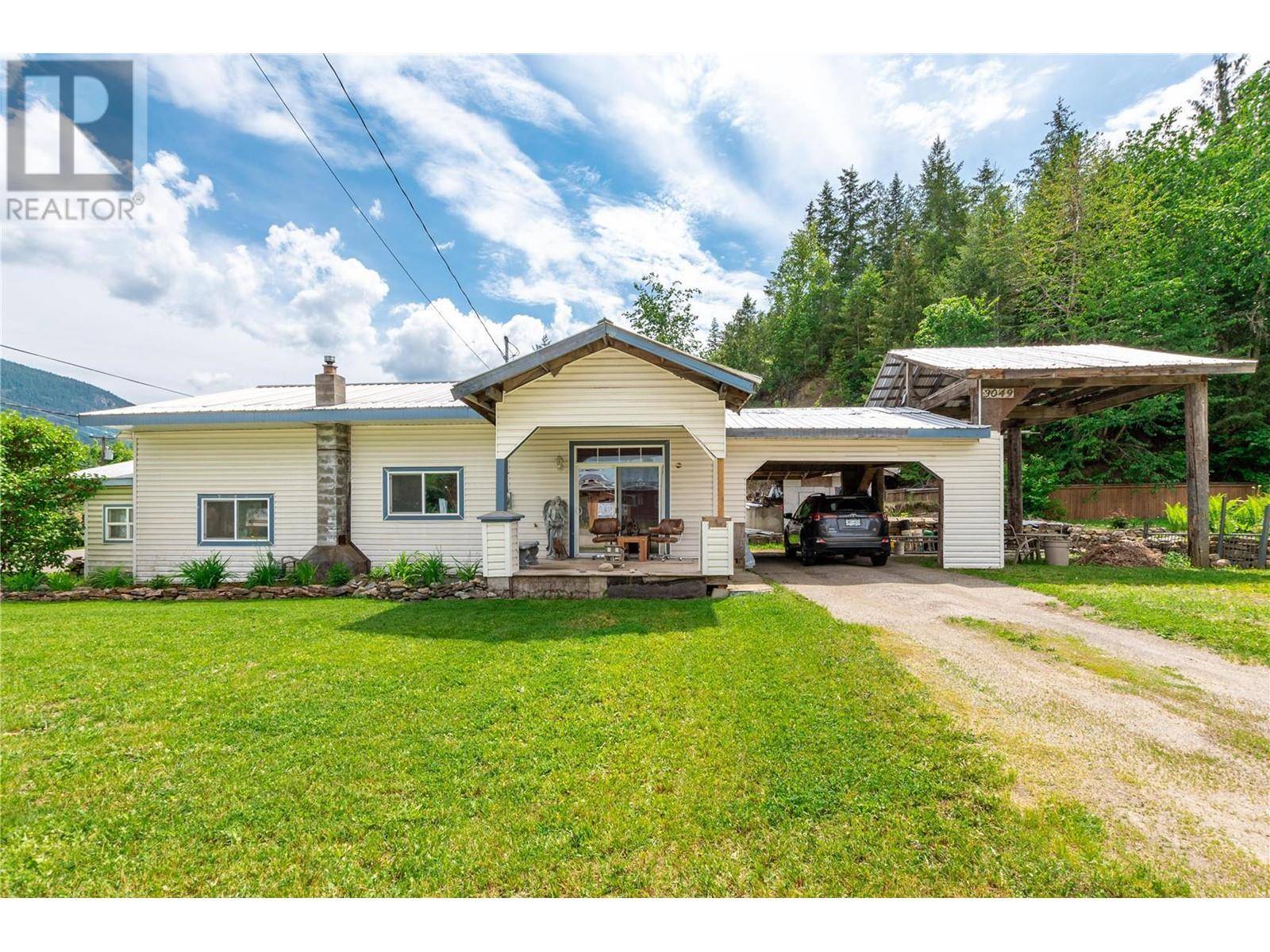 Salmon Arm, BC V1E3H1,3049 Hornsberger Road