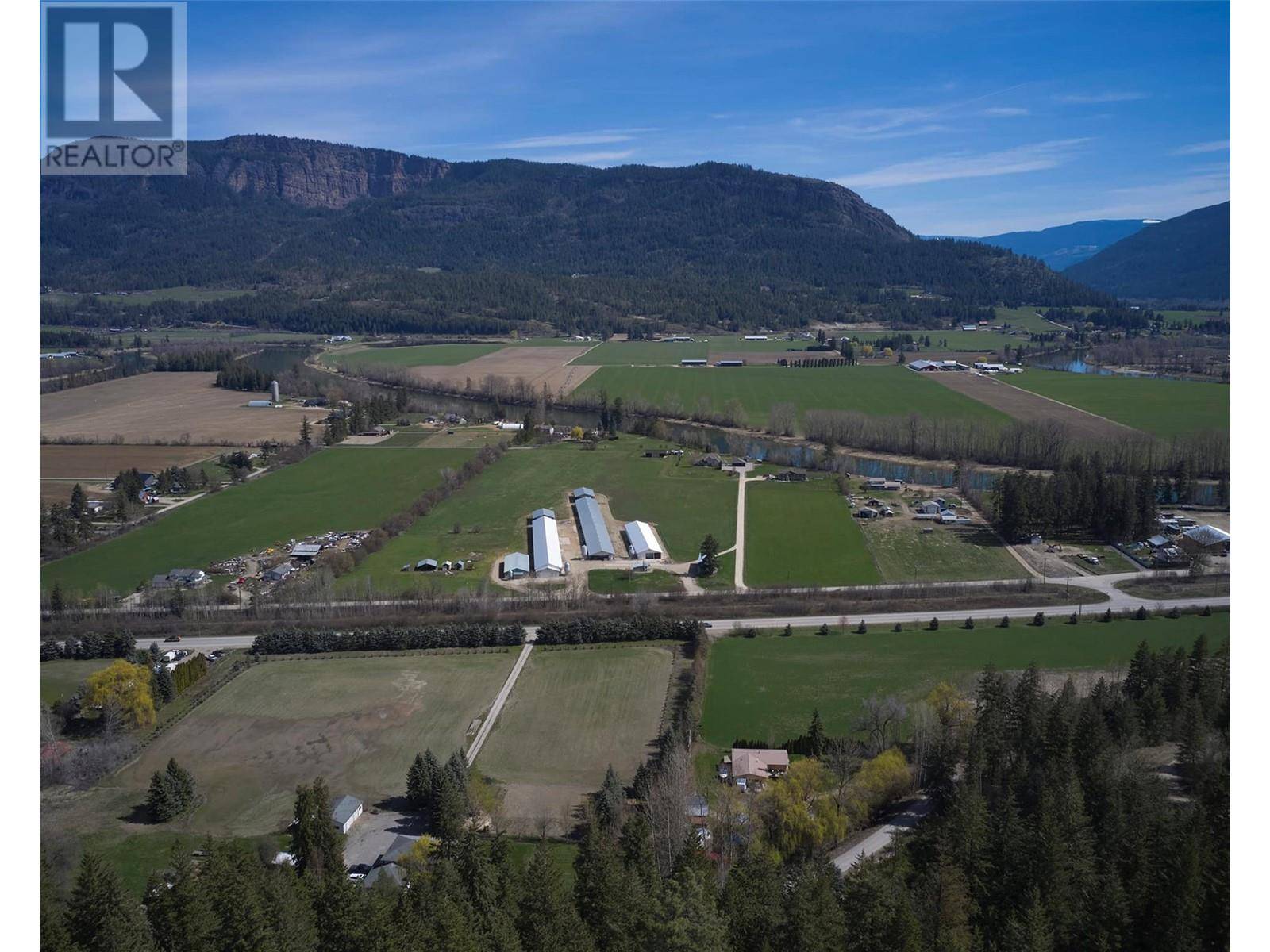 Enderby, BC V0E1V1,321 Oxbow Place