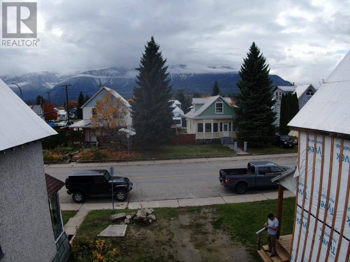 Revelstoke, BC V0E2S0,Lot 15 Fourth Street E