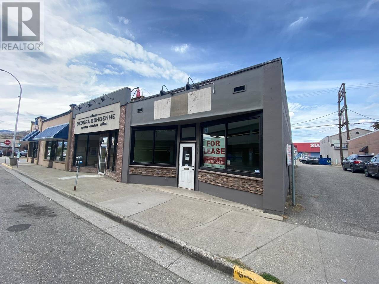 Vernon, BC V1T2H2,3213 31 Avenue