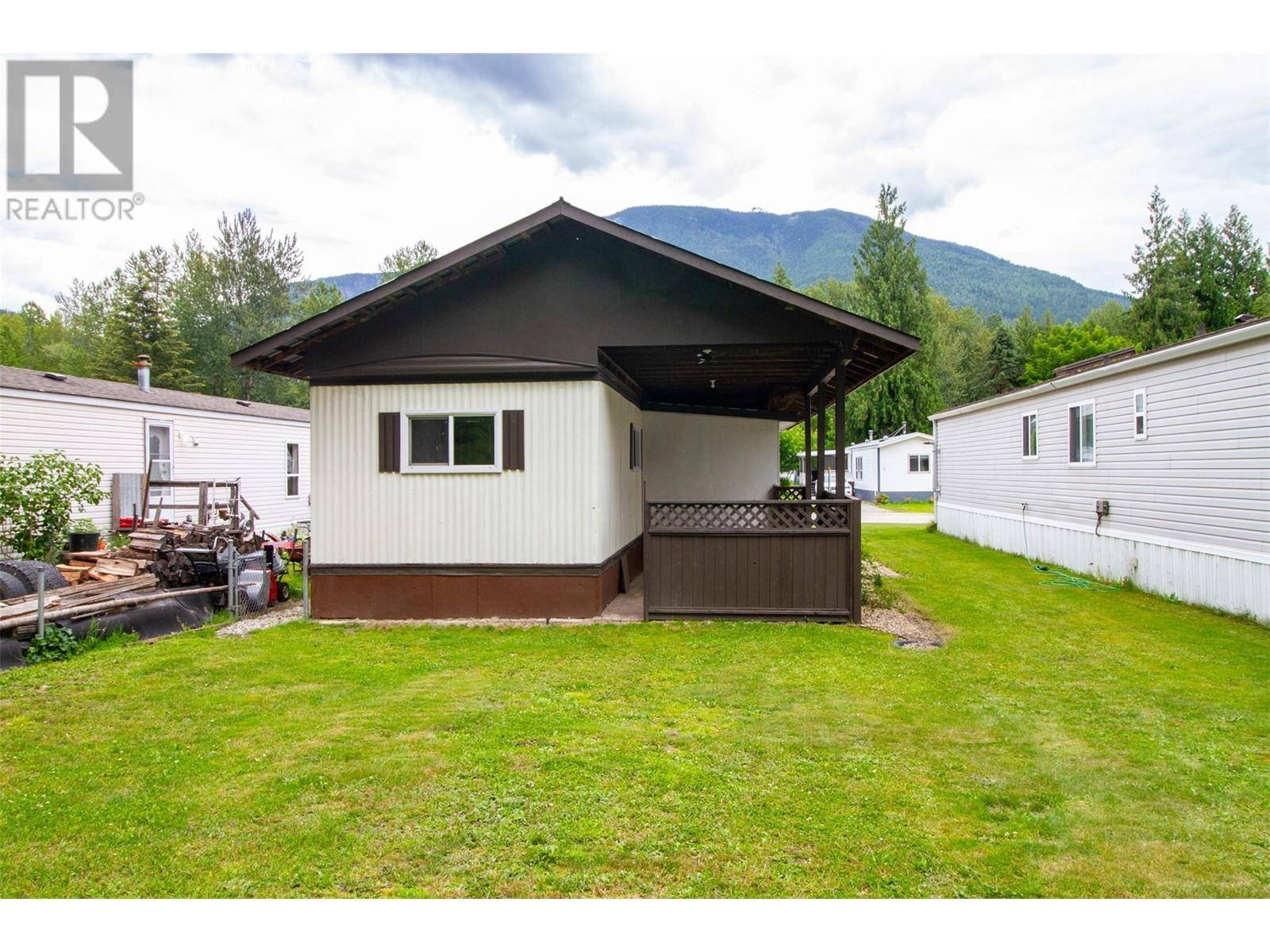 Revelstoke, BC V0E2S1,1200 Oscar ST #38