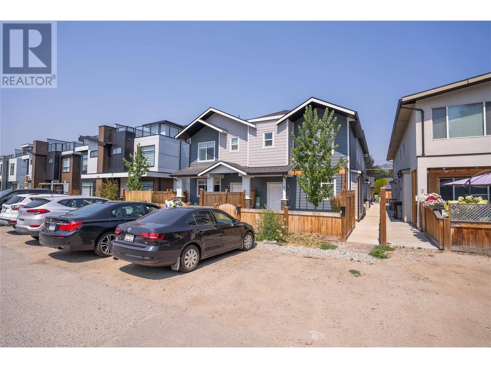 Kelowna, BC V1Y6V5,1046 Martin AVE #4