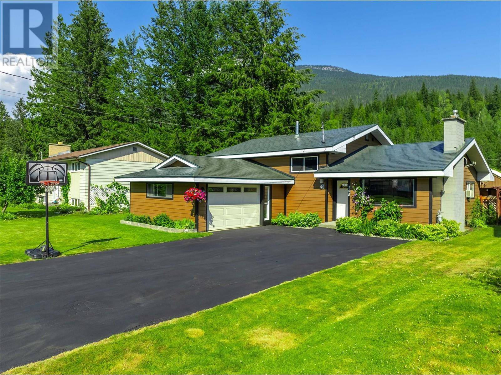 Revelstoke, BC V0E2S0,358 Pearkes Drive