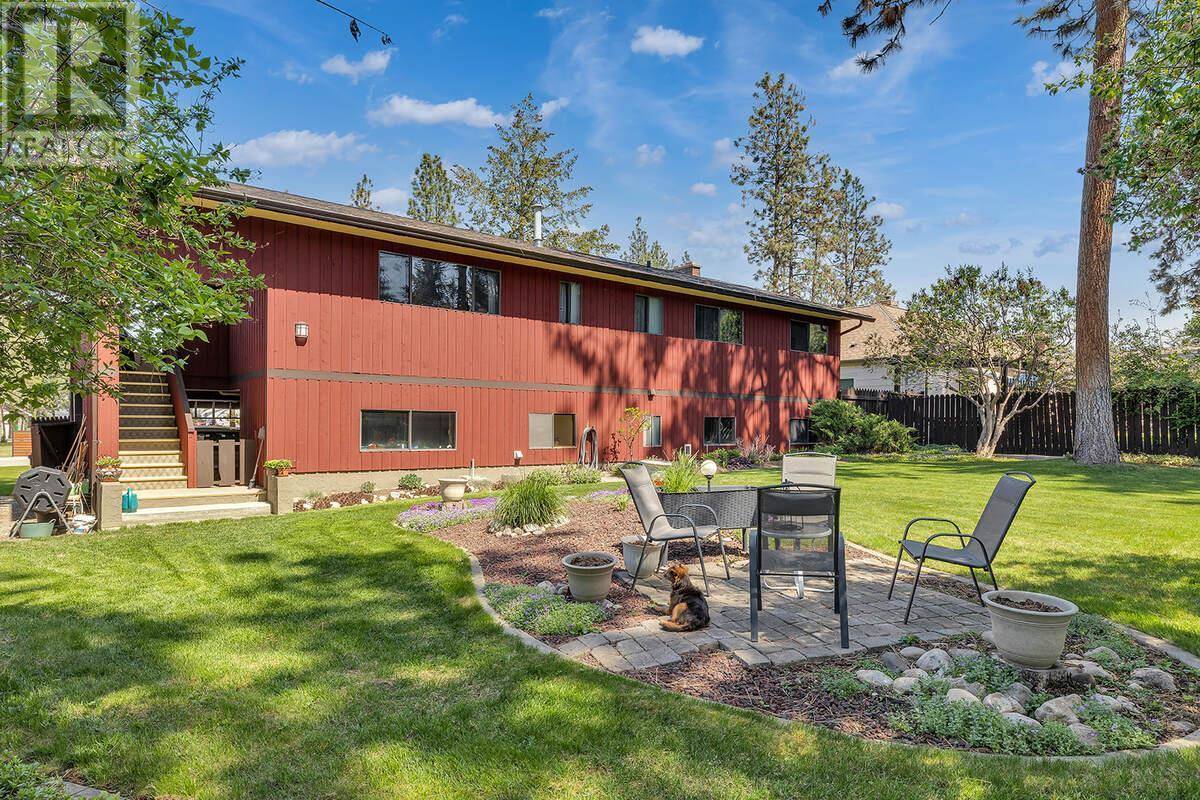 Kelowna, BC V1W4N8,655 Barnaby Road