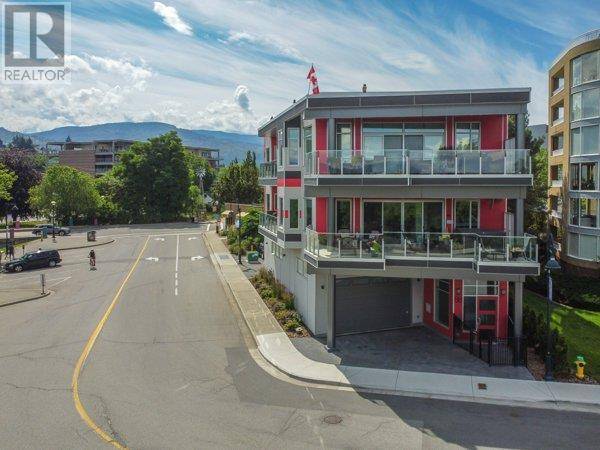 Penticton, BC V2A1B5,88 LAKESHORE DR #301