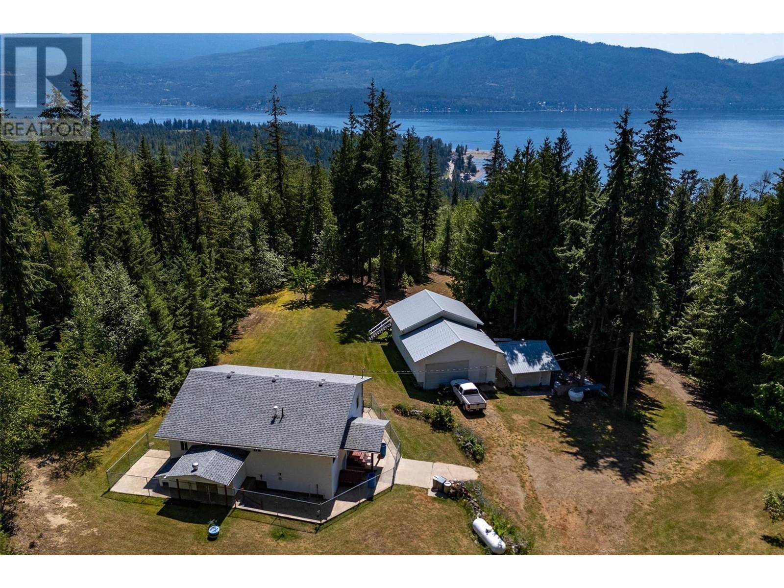 Magna Bay, BC V0E1A0,6803 Magna Bay Drive