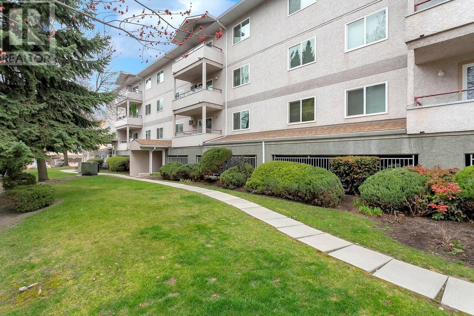 Kelowna, BC V1Y9L2,993 KLO RD #101