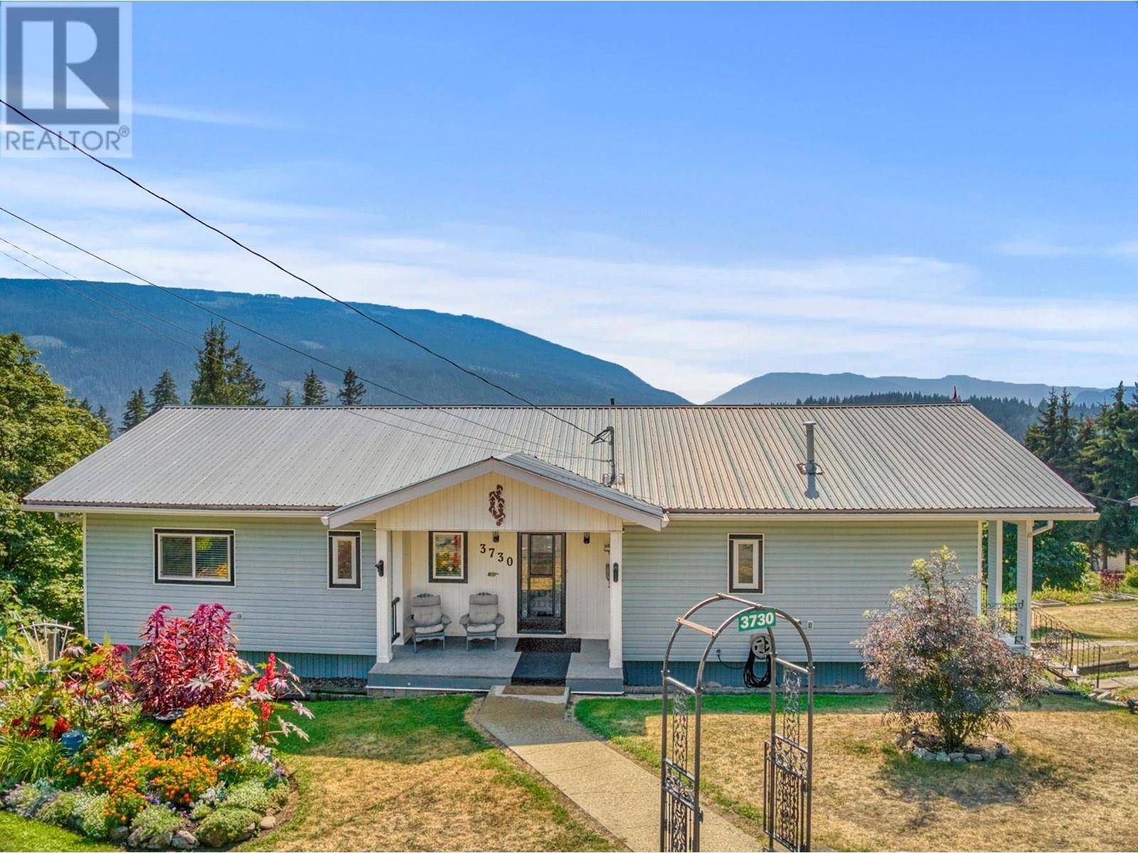 Sorrento, BC V0E2W1,3730 Parri Road