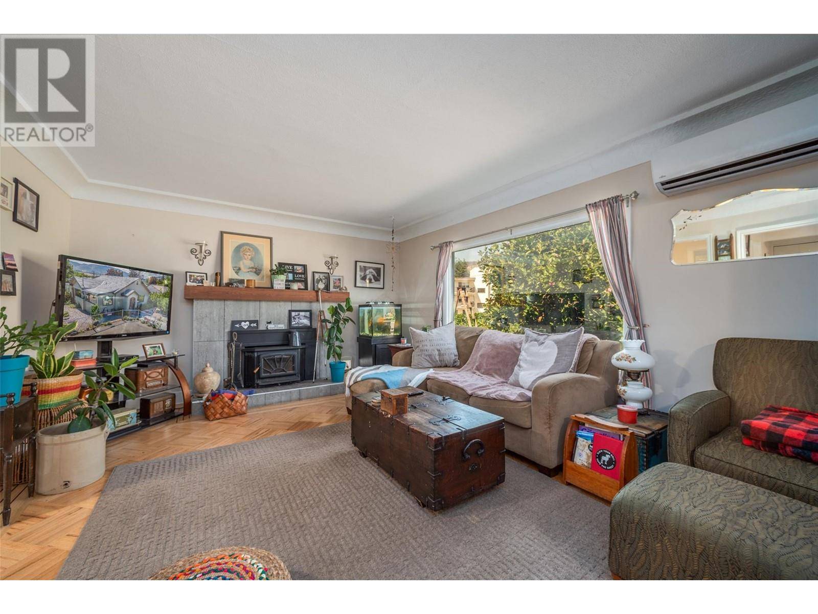 Penticton, BC V2A1P8,930 Vernon Avenue