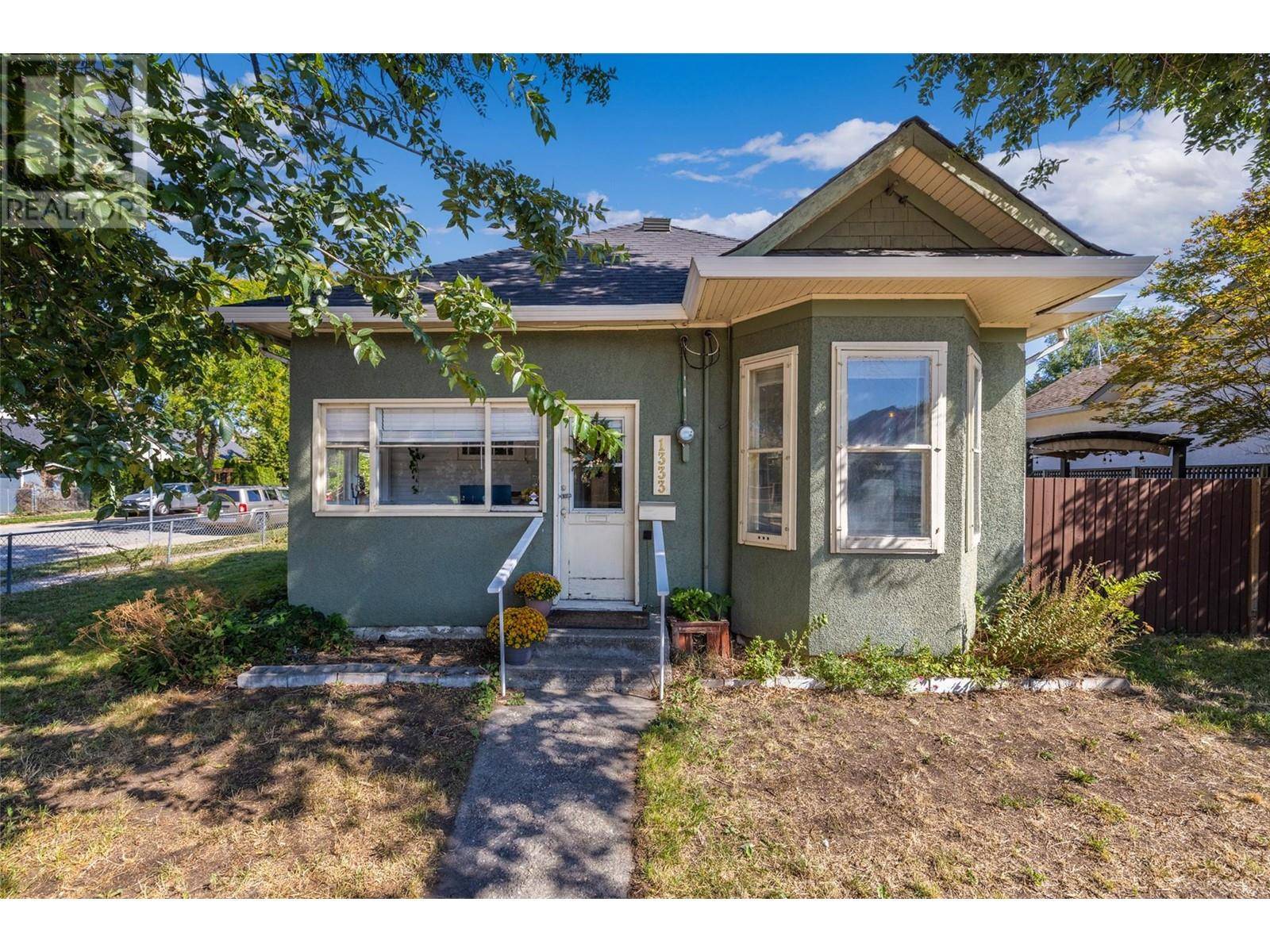 Kelowna, BC V1Y2L5,1333 Richter Street