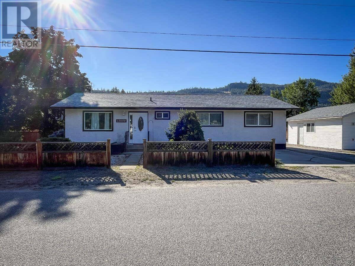 Summerland, BC V0E1Z0,13608 Rumball Avenue