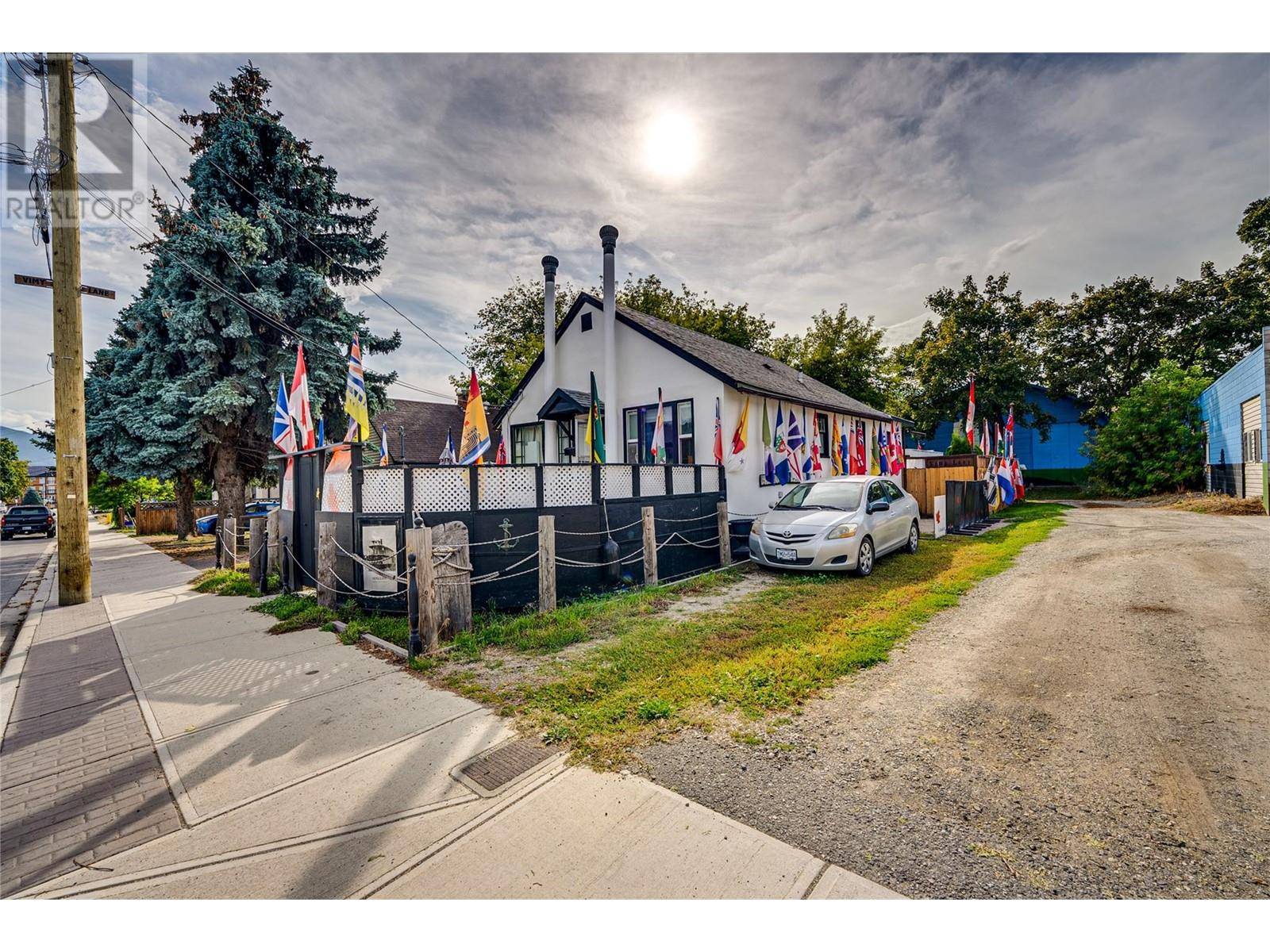 Vernon, BC V1T5B4,4008 29 Street