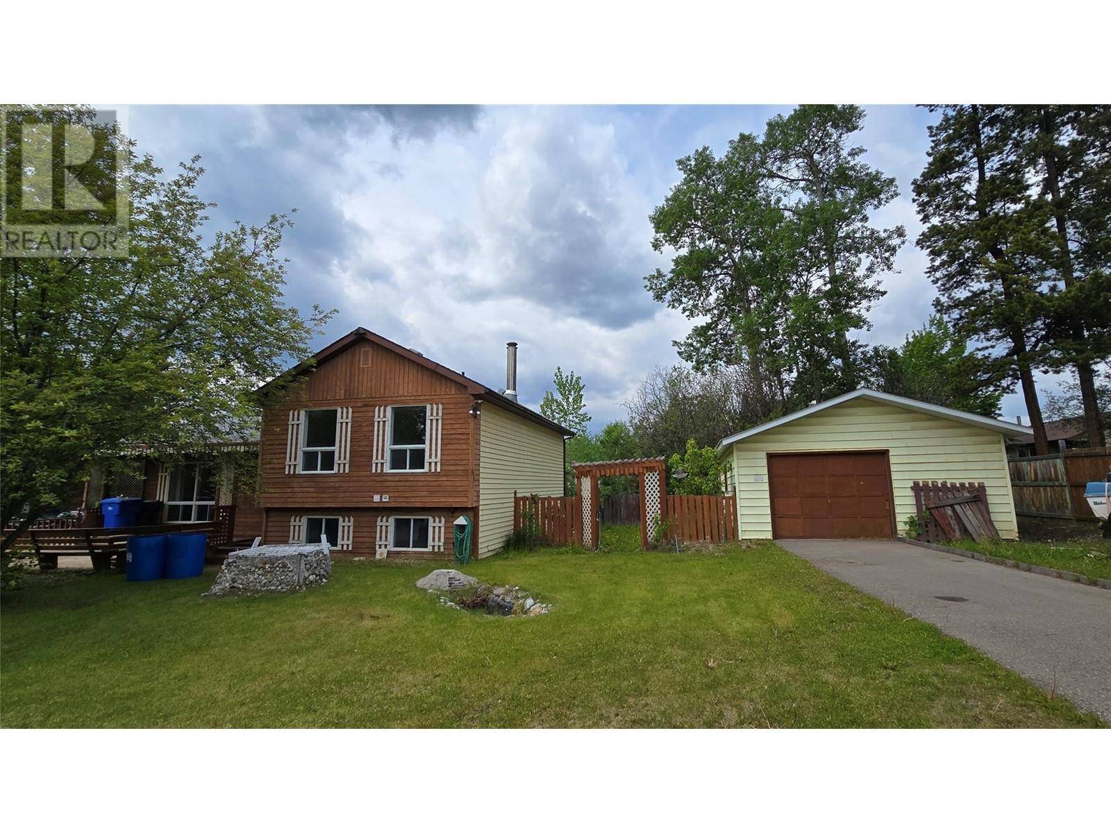 Tumbler Ridge, BC V0C2W0,128 RED WILLOW Avenue