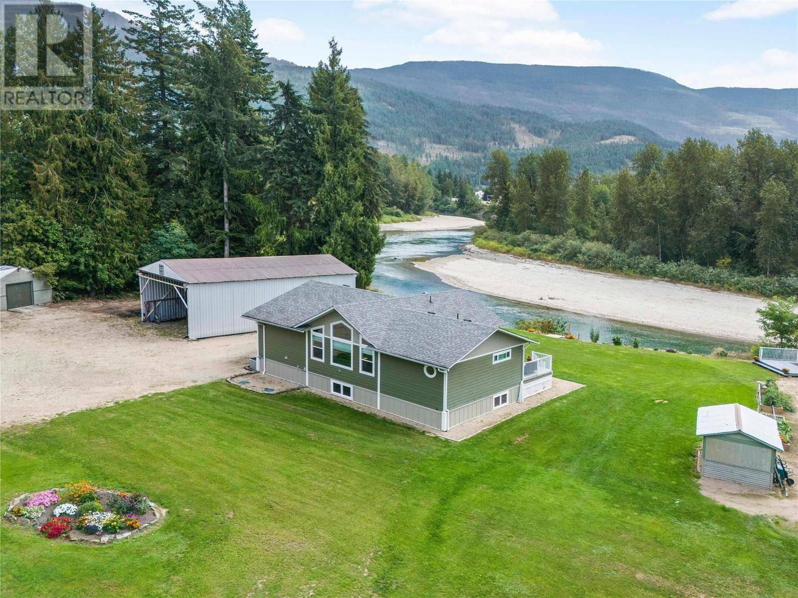 Sicamous, BC V0E2V4,421 Hillier Road