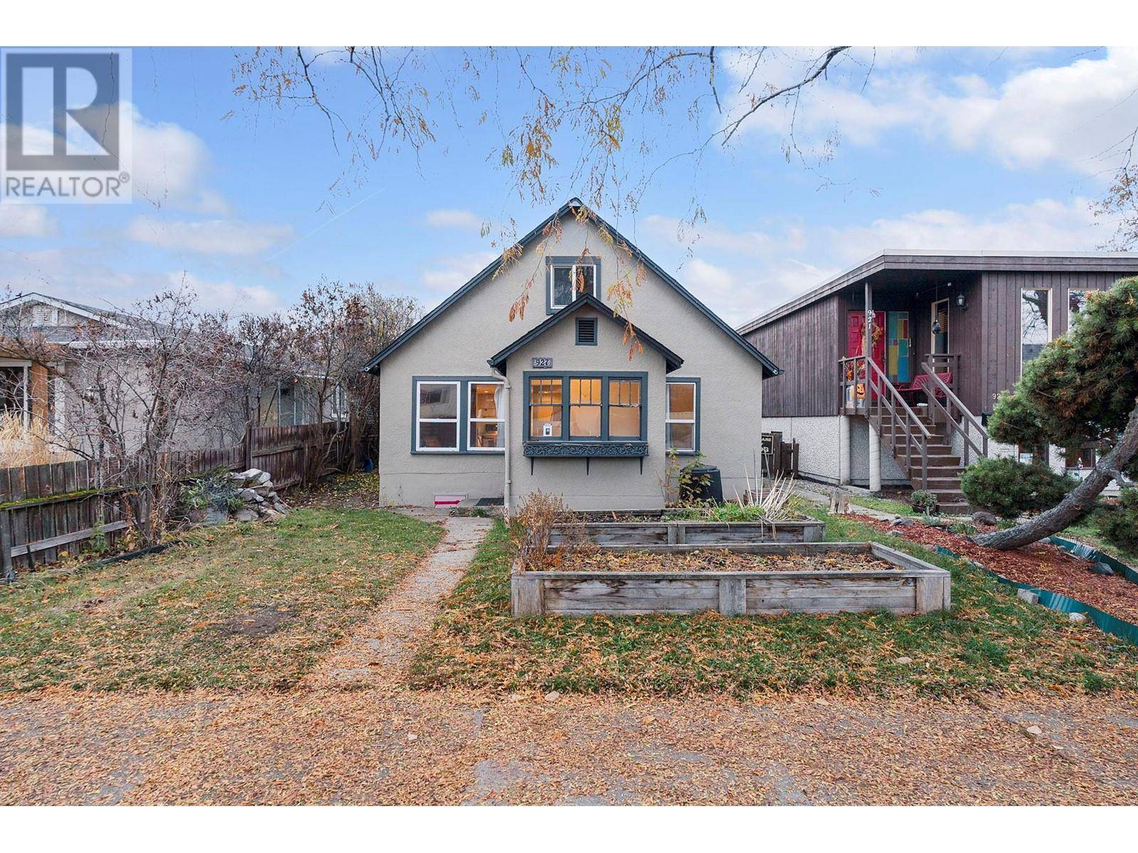 Kelowna, BC V1Y6Y1,927 Wilson Avenue Lot# 43