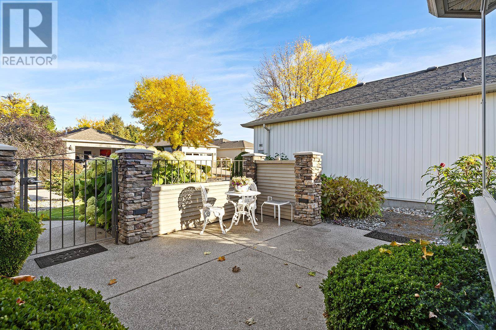 Kelowna, BC V1W4X5,2365 Stillingfleet RD #384