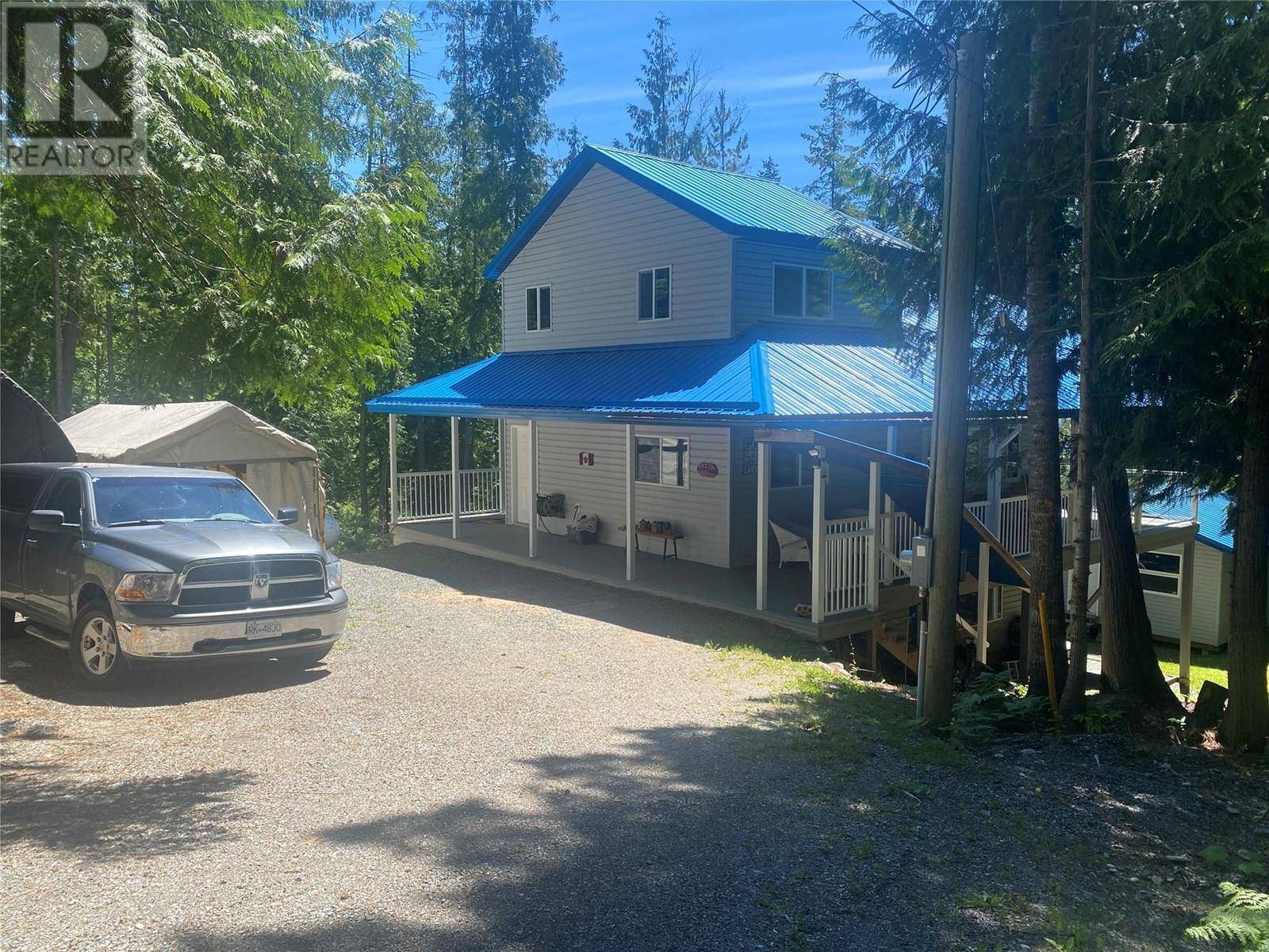 Anglemont, BC V0E1M8,7316 Aspen Road