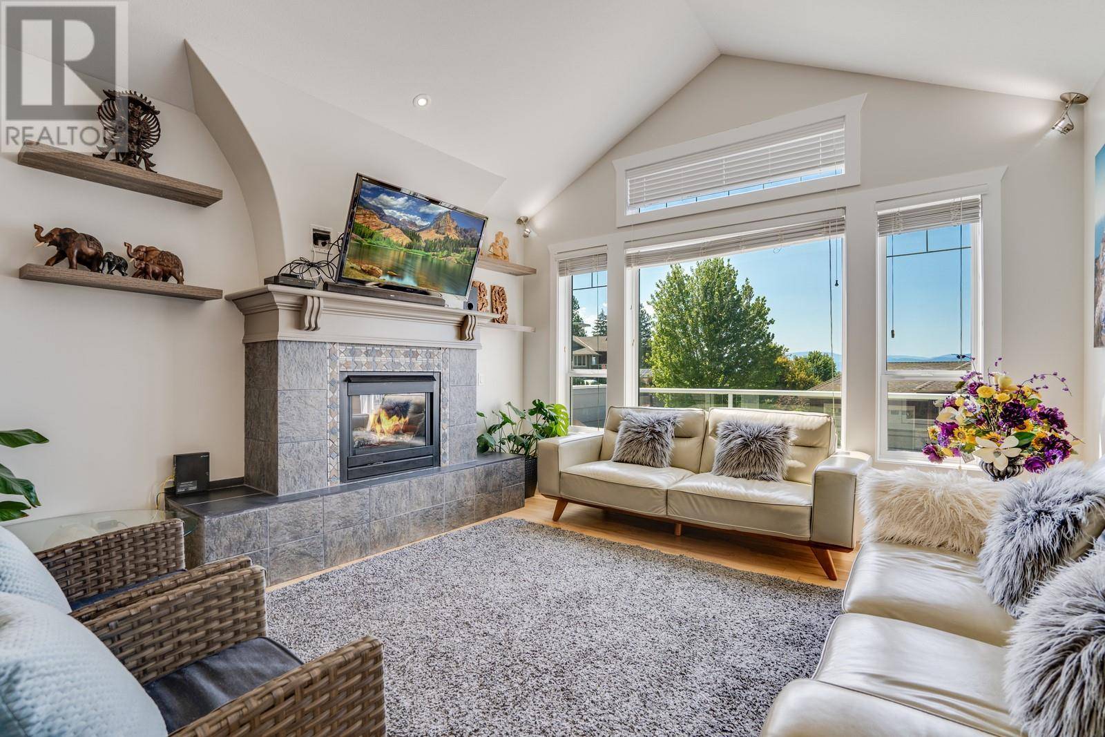 Kelowna, BC V1W4M4,5035 Seon Crescent