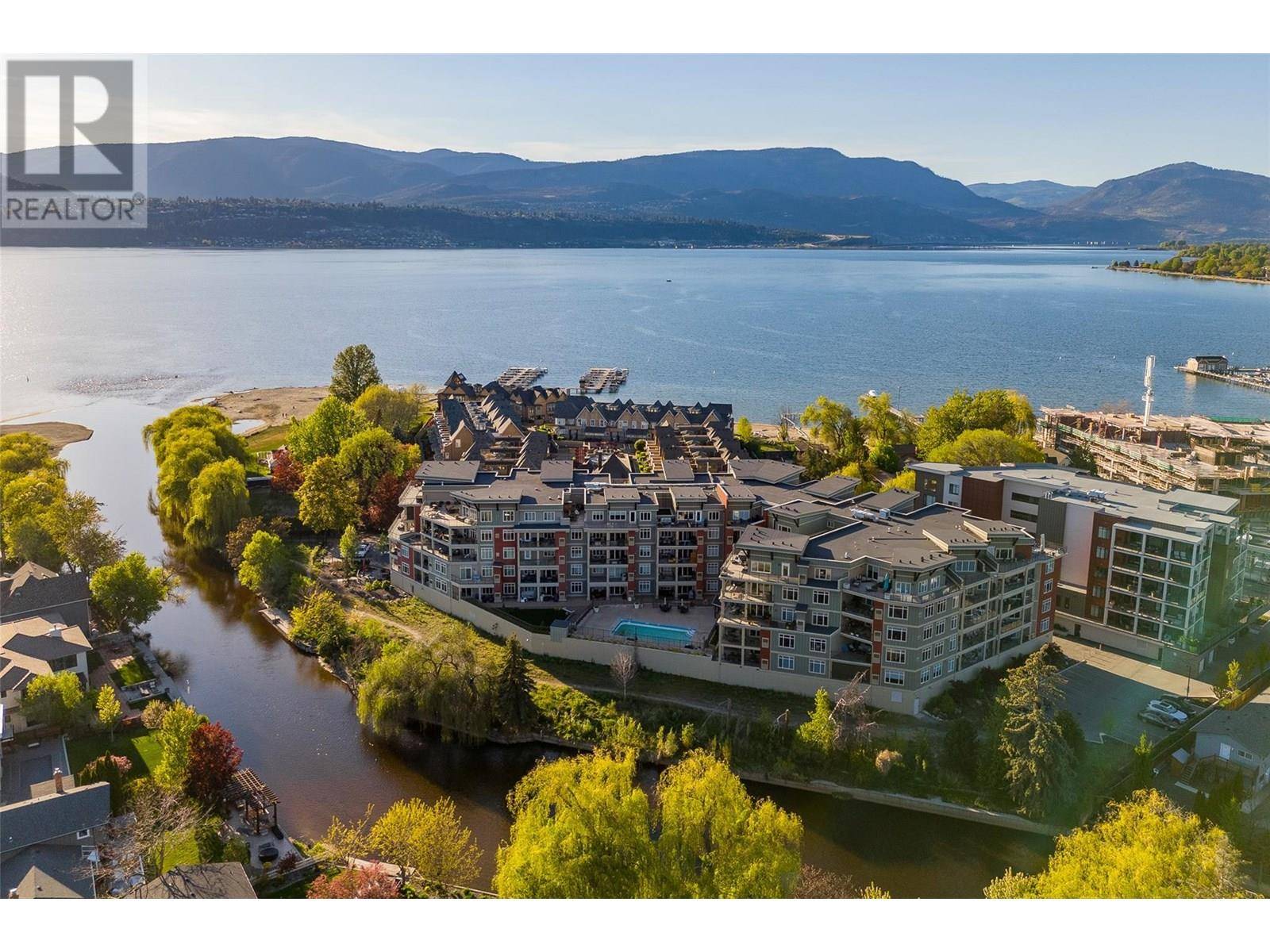 Kelowna, BC V1W3K9,3865 Truswell RD #204