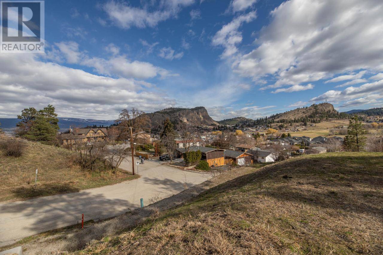 Summerland, BC V0H1Z8,12402 BLAGBORNE Avenue