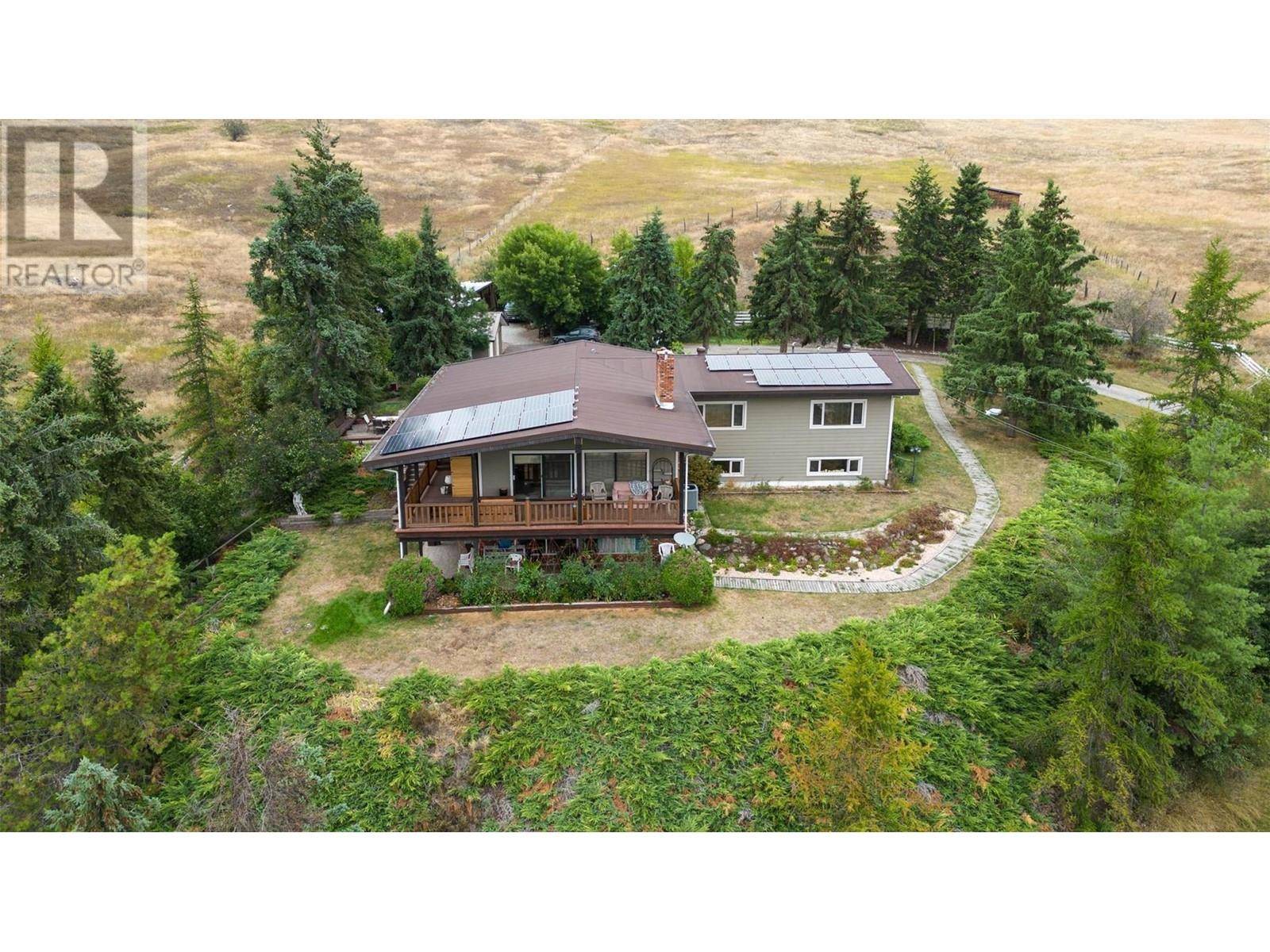 Lumby, BC V0E2G1,2545 6 Highway E