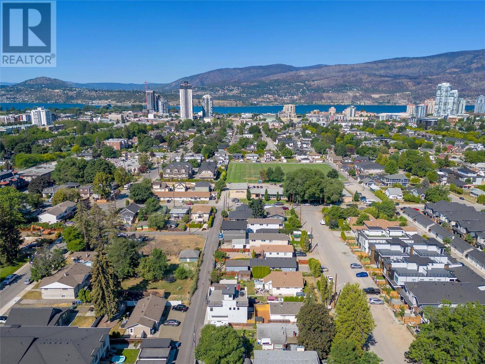 Kelowna, BC V1Y6V6,1053 Martin Avenue Lot# 1