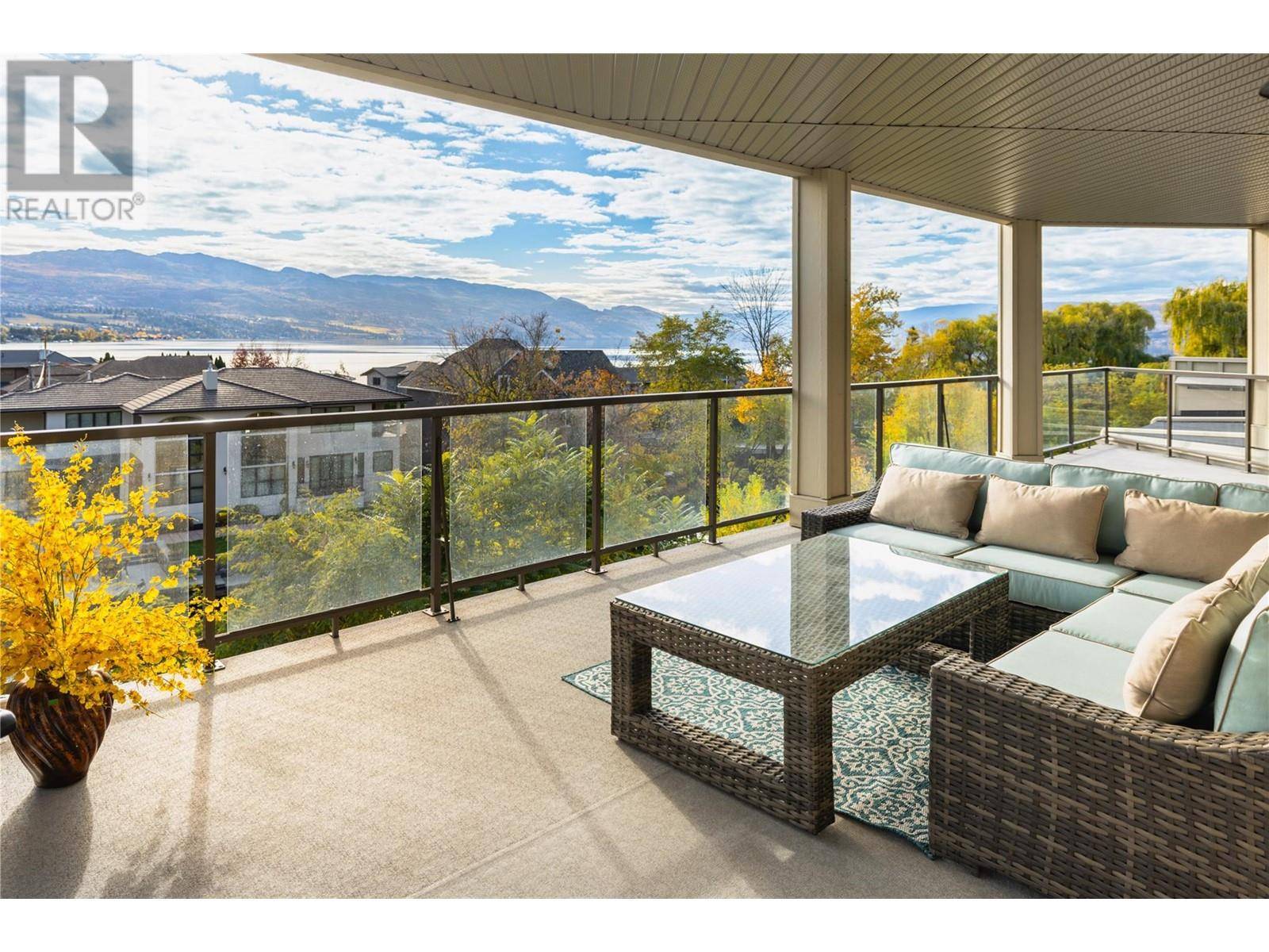 Kelowna, BC V1W3K9,3865 Truswell RD #412