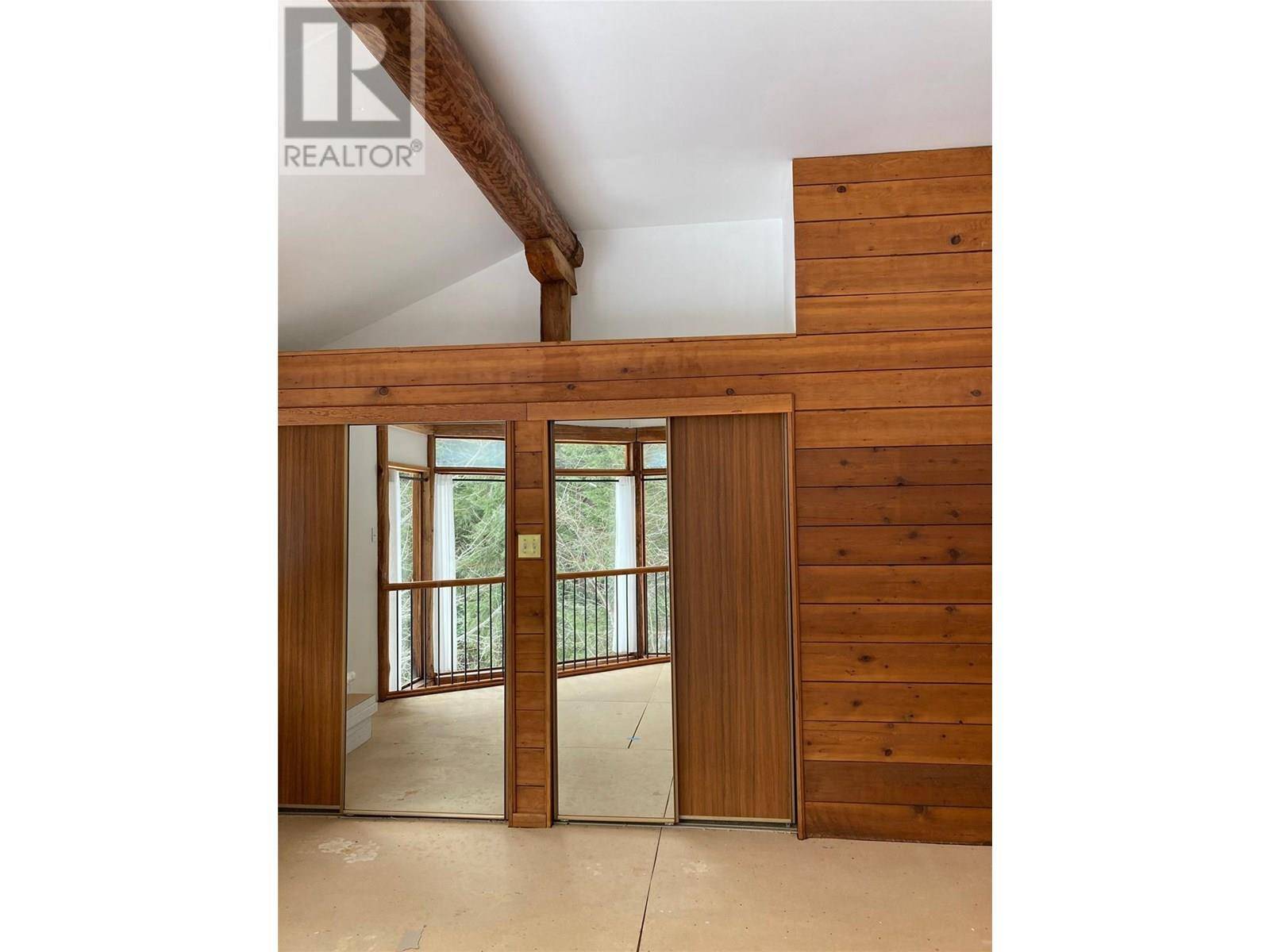 Hills, BC V0G1S1,106 BALDWIN ROAD Road