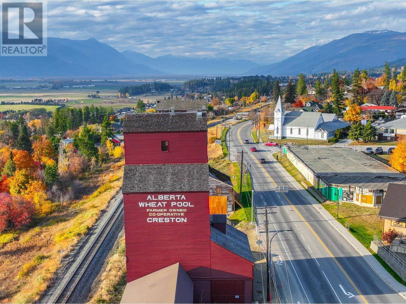 Creston, BC V0B1G0,801 VANCOUVER Street