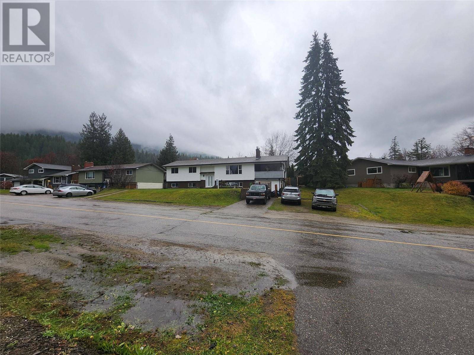 Revelstoke, BC V0E2S0,162 Pearkes Drive