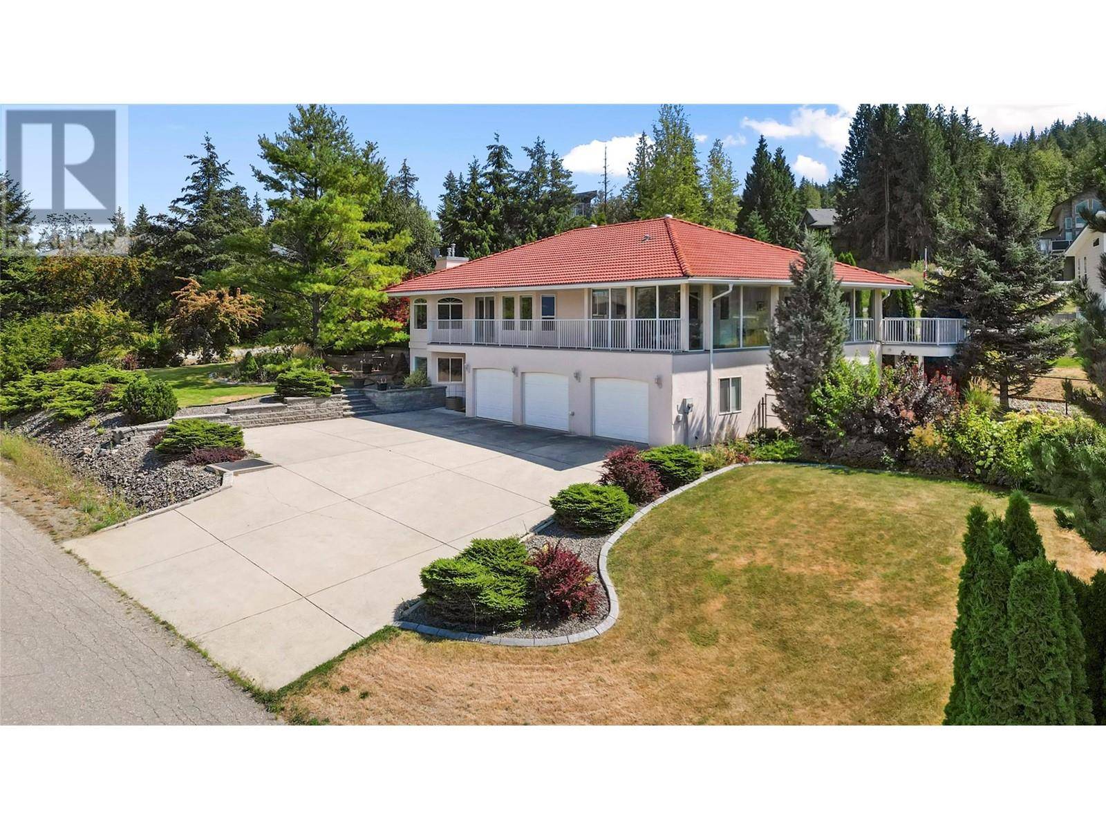 Blind Bay, BC V0E2W1,2143 Pleasant Dale Road W